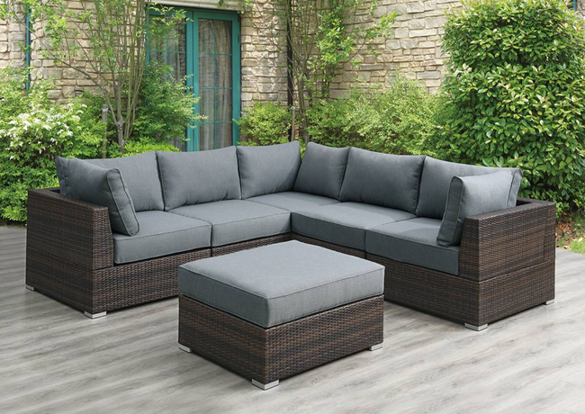 Waverly D. 6-Piece Outdoor Furniture Set