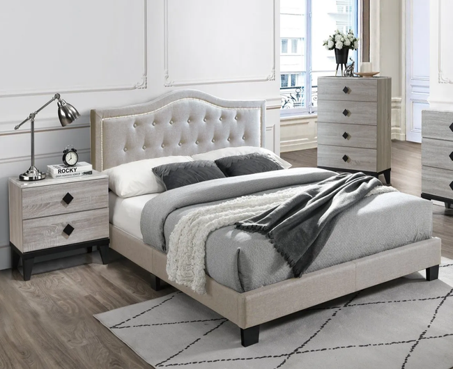Oberyn 3-Pieces Cream Bedroom Set - T/F/Q Size