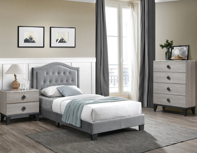 Oberyn 3-Pieces Cream/Grey Bedroom Set - T/F/Q Size
